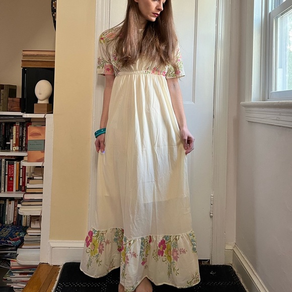 Vintage Dresses & Skirts - Vintage 70s Sheer Floral Maxi Full Length Boho Dress Nightgown Flower Child